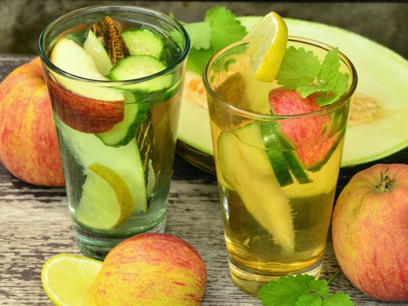 fruit-drink-1554657_1280
